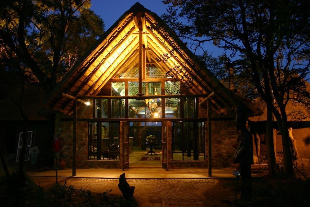 Kedar Heritage Lodge, Conference Centre & Spa Phokeng Exteriér fotografie